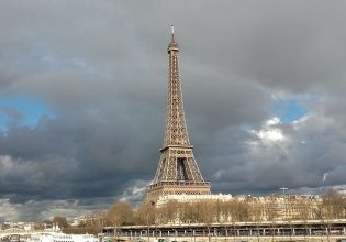 Γαλλία: Τμήματα του Παρισιού βυθίστηκαν στο σκοτάδι – Αποδίδεται σε τεχνικό πρόβλημα