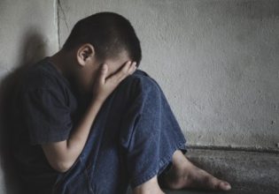 Ίλιον: «Ζητώ συγγνώμη, “πάγωσα”, ένιωσα αδύναμος» – «Σπάει» τη σιωπή του κατηγορούμενος για τον βιασμό του 15χρονου