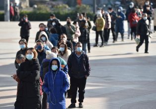 Κίνα: Φόβοι για πάνω από δύο εκατομμύρια θανάτους μετά τη χαλάρωση των μέτρων για τον κοροναϊό
