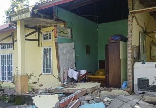 Ινδονησία: Σεισμός 6,1 Ρίχτερ συγκλόνισε τη Δυτική Ιάβα – Ευτυχώς δεν υπάρχει κίνδυνος για τσουνάμι