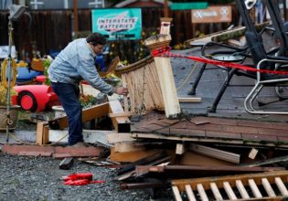 ΗΠΑ: Τουλάχιστον 2 νεκροί και καταστροφές από τον σεισμό των 6,4 Ρίχτερ στην Καλιφόρνια