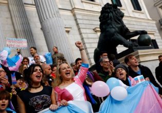 Ισπανία: Οι βουλευτές ενέκριναν σε πρώτη ανάγνωση το νομοσχέδιο που επιτρέπει την ελεύθερη επιλογή φύλου από τα 16 χρόνια
