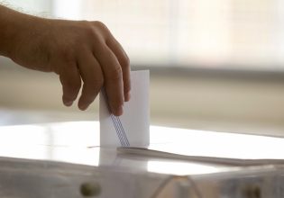 Δημοσκόπηση Interview: Με ποια κριτήρια θα ψηφίσουν οι πολίτες στις εκλογές – Γιατί θα «σταύρωναν» συγκεκριμένο βουλευτή