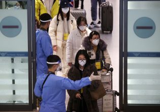 ΕΟΔΥ: Με μάσκα και αρνητικό τεστ οι ταξιδιώτες που φτάνουν από Κίνα
