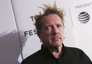Ο Τζον Λίντον των Sex Pistols με ένα τραγούδι ερωτική επιστολή