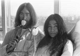 «Ο Τζον χρησιμοποίησε τη Γιόκο για να τον βοηθήσει να διαλύσει τους Beatles» – Μια μαρτυρία