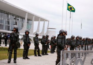 Βραζιλία: Καρατομεί την φρουρά της προεδρικής κατοικίας ο Λούλα – Άνοιξαν την πύλη στους μπολσοναριστές