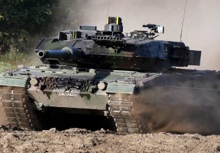 Ουκρανία: Οι ΗΠΑ «σέβονται» τη θέση της Γερμανίας για τα Leopard 2 – «Θα περιμένουμε την κατάληξη»