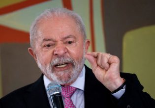 Βραζιλία: Ο Λούλα αποπέμπει τον αρχηγό του στρατού, σύμφωνα με ΜΜΕ