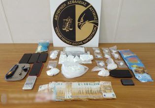 Νότια Προάστια: Πέντε συλλήψεις για διακίνηση κοκαΐνης και κάνναβης