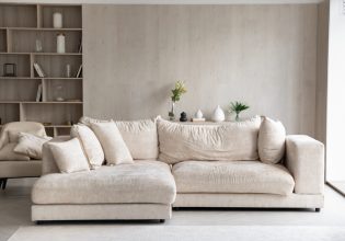 Βρώμικος καναπές; 7 tips καθαριότητας για να τον κάνετε σαν καινούργιο!
