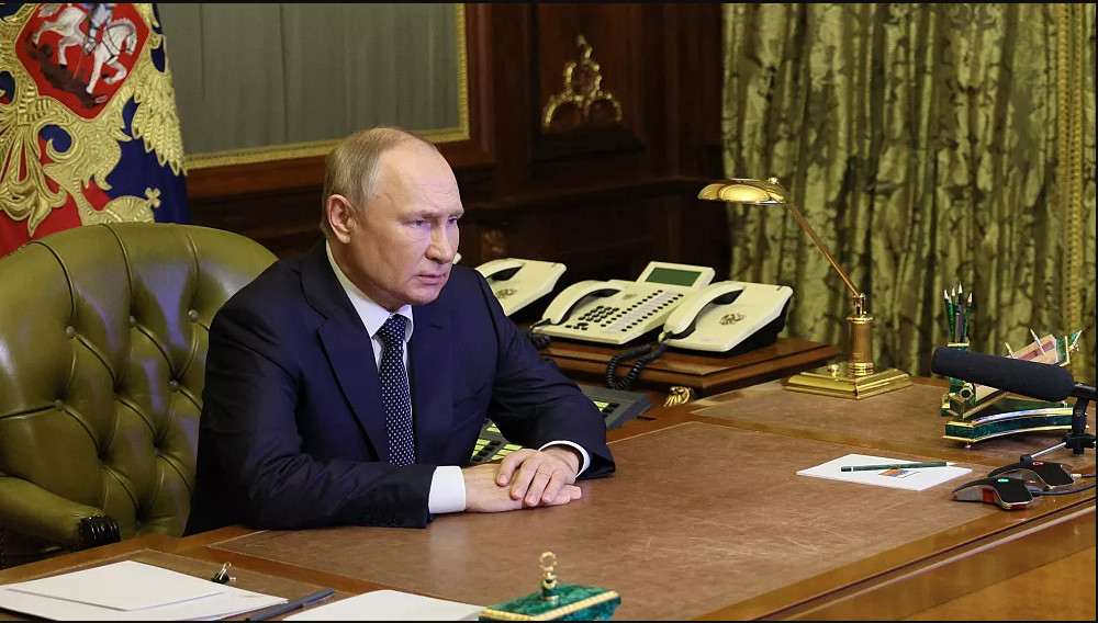 Ρωσία: Πιθανή η συρρίκνωση της οικονομίας το 2022, λέει ο Πούτιν