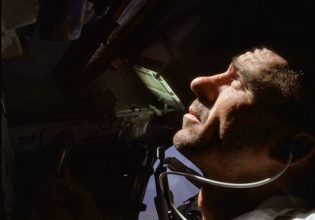 Walter Cunningham: Πέθανε ο αστροναύτης του Apollo 7 σε ηλικία 90 ετών