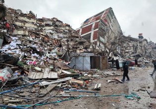 Οι πολιτικές και γεωπολιτικές προκλήσεις των σεισμών σε Τουρκία και Συρία