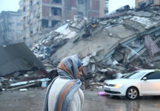 Σεισμός Τουρκία: Συγκλονίζει μαρτυρία Έλληνα – «Το αυτοκίνητο κουνιόταν σαν καράβι στη θάλασσα»