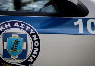 Θεσσαλονίκη: Κλείδωσαν 22χρονο στην τουαλέτα του σπιτιού του και τον λήστεψαν