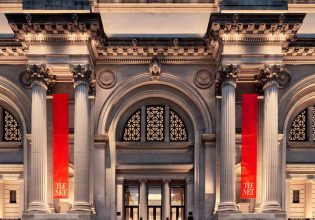 Όταν το Μητροπολιτικό Μουσείο Τέχνης της Νέας Υόρκης άνοιξε τις πύλες του για πρώτη φορά στο κοινό