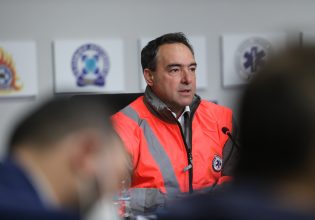 Σεισμός Τουρκία: Ο επικεφαλής του ΕΤΙΚ – ΕΚΑΒ περιγράφει τον όλεθρο και τις εικόνες που τον σημάδεψαν