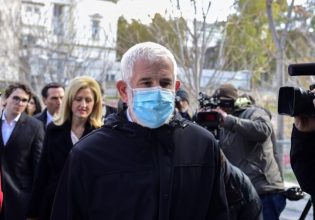 Πέτρος Φιλιππίδης: Καταδικάστηκε σε 8 χρόνια κάθειρξη, αλλά αφέθηκε ελεύθερος – Δεν είναι και ο πρώτος