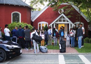 Φλόριντα: Νέος νόμος για τη μεταφορά παράτυπων μεταναστών σε άλλους τόπους