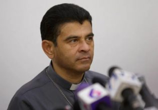 Νικαράγουα: 26 χρόνια κάθειρξη στον καθολικό επίσκοπο – Επικοινωνία Μπλίνκεν με Μονκάδα