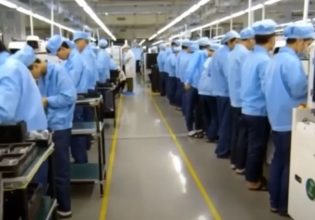 «Τα iPhone κατασκευάζονται στην κόλαση»: Τρεις μήνες μέσα στο μεγαλύτερο εργοστάσιο της Κίνας