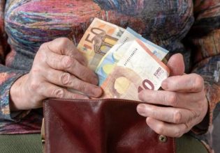 Συντάξεις: Εφάπαξ κλιμακωτό επίδομα 200 – 300 ευρώ αίρει την αδικία της προσωπικής διαφοράς
