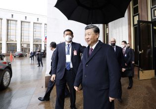 Σι Τζινπίνγκ: Προτεραιότητα έχουν οι σχέσεις Μόσχας – Πεκίνου