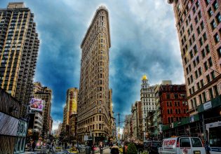 Flatiron Building στη Νέα Υόρκη: Η ιστορία και η «ταλαιπωρία» ενός κτηρίου