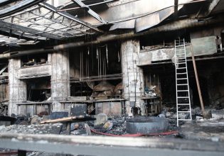 Φωτιά στη Νέα Σμύρνη: Εμπρησμός η πυρκαγιά στο εστιατόριο – Μαρτυρίες σοκ από ανθρώπους που κινδύνευσαν να καούν