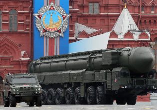 Ξεκινά ασκήσεις με διηπειρωτικούς πυραύλους η Ρωσία