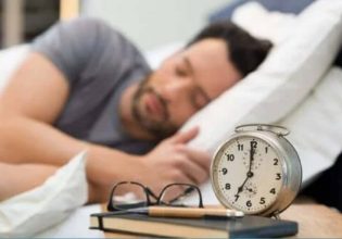 Παγκόσμια Ημέρα Ύπνου: Ένας στους τρεις ενηλίκους παραπονείται για διαταραχές ύπνου