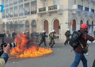Απεργία: Το in στις συγκεντρώσεις για να «μη συγκαλυφθεί το έγκλημα» στα Τέμπη