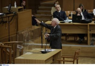 Κωνσταντίνος Πλεύρης: Οριστική διαγραφή από τον Δικηγορικό Σύλλογο, για τον ναζιστικό χαιρετισμό στη δίκη της Χρυσής Αυγής