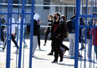 Σχολεία: Τέλος τα μέτρα για τον κοροναϊό – Κανονικά θα υπολογίζονται οι απουσίες για τους μαθητές που νοσούν