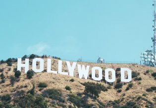 Η πινακίδα του Χόλιγουντ: Πώς μια διαφήμιση στην πλαγιά του λόφου έγινε ένα αιώνιο μνημείο