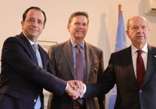 Κυπριακό: «Θετικό τόνο» μεταξύ Χριστοδουλίδη και Τατάρ βλέπει ο αντιπρόσωπος του ΟΗΕ