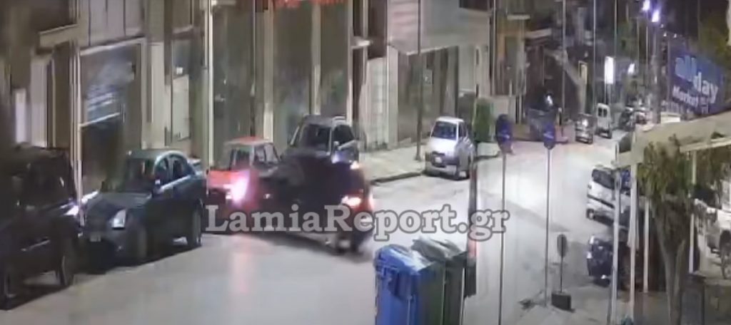 Κάμερα κατέγραψε την «τρελή» πορεία αυτοκινήτου στο κέντρο της Λαμίας