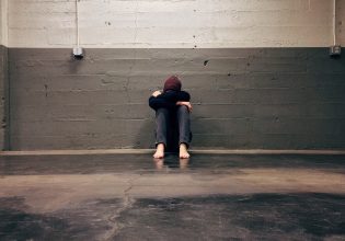 Εκφοβισμός στο Αρσάκειο: «Τον Νοέμβριο έγινε…» – Τι αποκάλυψε η μητέρα του 15χρονου θύματος