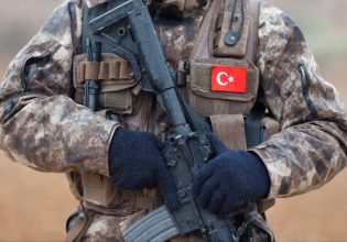 Συλλήψεις στην Τουρκία: Χειροπέδες σε περισσότερα από 100 άτομα για «τρομοκρατία»