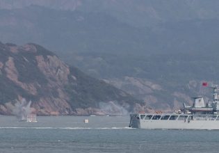 Γυμνάσια της Κίνας: Πληθαίνουν τα πολεμικά πλοία και αεροσκάφη γύρω από την Ταϊβάν που καταγγέλλει «αυταρχικό επεκτατισμό»