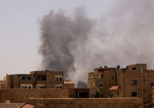 Συγκρούσεις στο Σουδάν: Χτυπήθηκε τουρκικό αεροσκάφος που θα απομάκρυνε πολίτες – Τραυματίστηκε ένα μέλος του πληρώματος