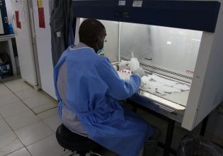 Σουδάν: Βιολογική «βόμβα» – Στα χέρια ενόπλων μαχητών εργαστήριο με παθογόνους ιούς – Διεθνής συναγερμός