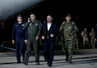 Προσγειώθηκε στην Ελευσίνα το C-130 με 39 Έλληνες και ξένους πολίτες από το Σουδάν