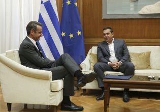 Δημοσκόπηση: Έξι στους δέκα θέλουν πρωθυπουργό τον αρχηγό του πρώτου κόμματος