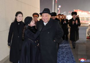 Βόρεια Κορέα: Γιατί η κόρη του Κιμ Γιονγκ Ουν είναι… ακατάλληλη για διάδοχος του