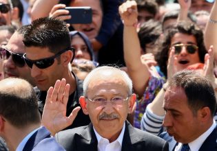 Εκλογές Τουρκία: Έκκληση Κιλιτσντάρογλου στους «ήρωες της δημοκρατίας» – «Μην εγκαταλείπετε ποτέ τις κάλπες, ό,τι κι αν γίνει»