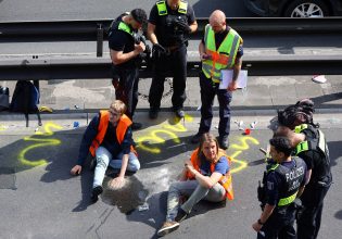 Τελευταία Γενιά: Γερμανοί ακτιβιστές του κλίματος κατηγορούνται για σύσταση «εγκληματικής οργάνωσης»