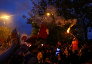 Εκλογές στην Τουρκία: Πανηγυρισμοί οπαδών του Ερντογάν στην Αγία Σοφία