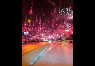 Τρέλα και πανικός στη Νάπολη: Εγινε η νύχτα μέρα από τα χιλιάδες πυροτεχνήματα